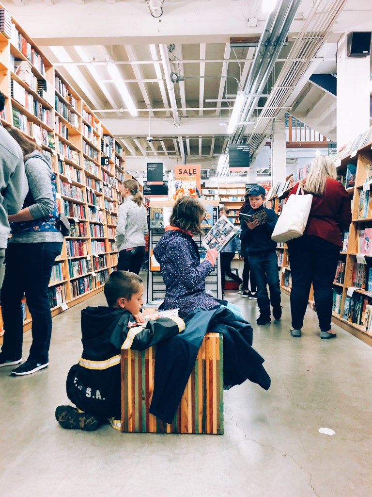 powell bookstore - photo by ebuhr