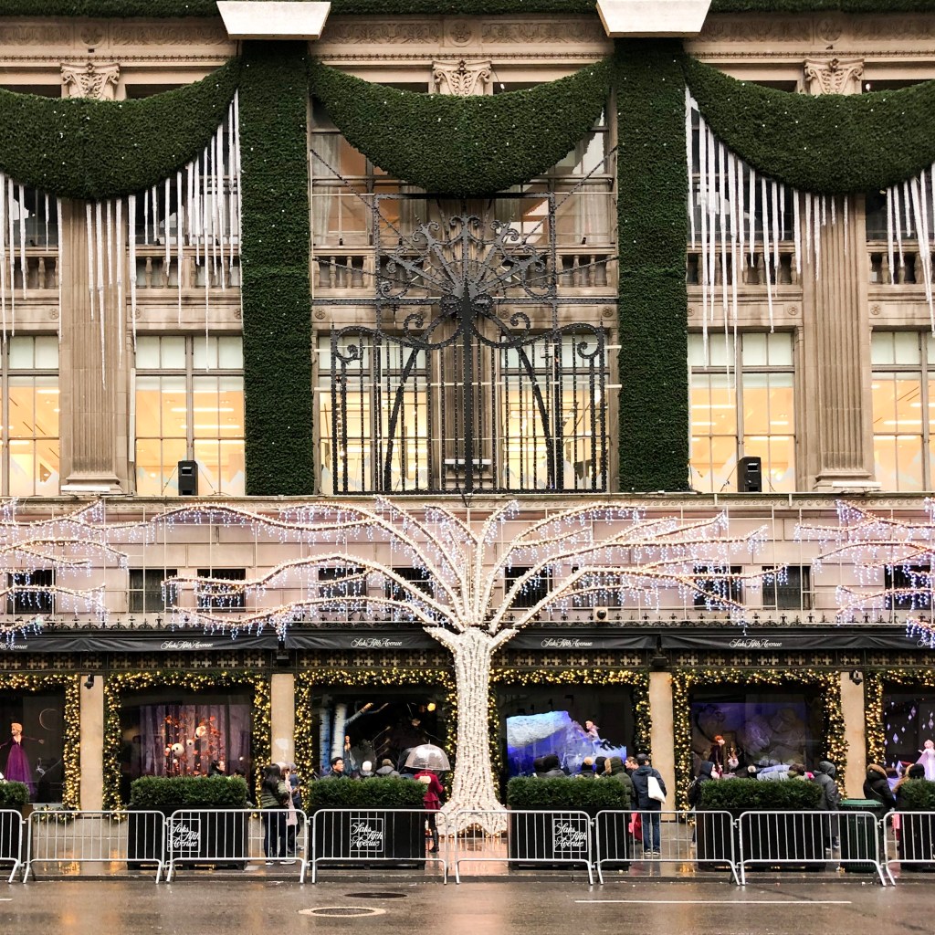 Christmas Window Displays . Thanksgiving Weekend in New York City with Kids from Bambini Travel